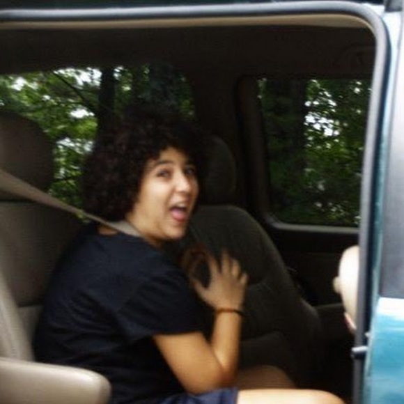 Meet your Posher, Rachel - Picture 1 of 1